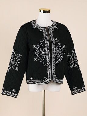 Sz M JDY Black & Whie Boho Embroidery Detail Quilted Lightweight Jacket NWOT